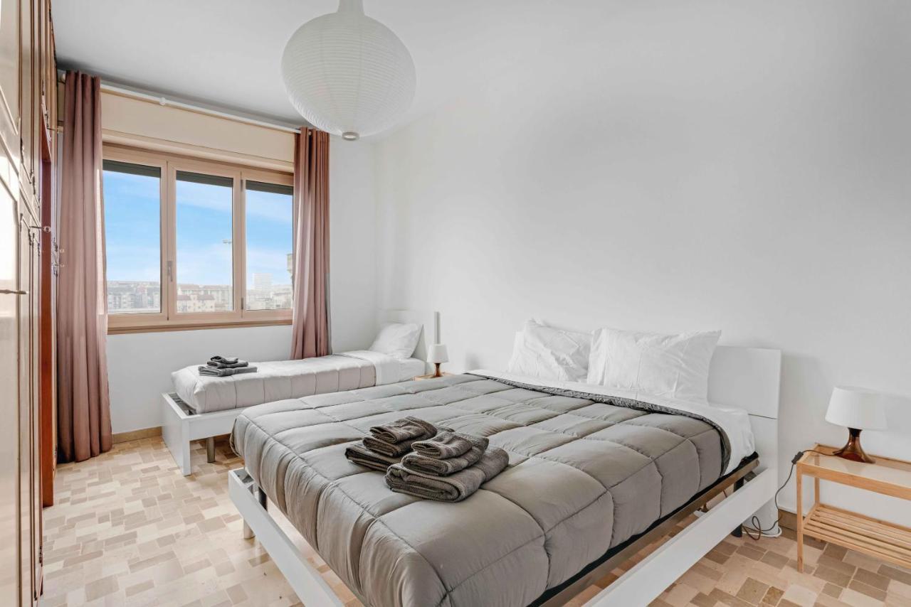 Cav9 - Large Apartment With Panoramic View - Milano Esterno foto